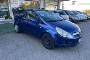 Opel Corsa 1.4 16V 5 porte Cosmo
