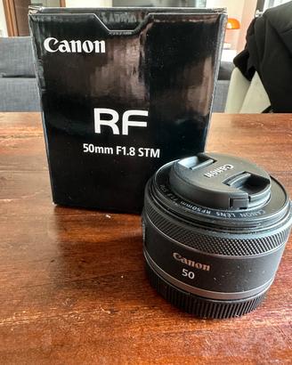 CANON RF 50mm F1.8 STM