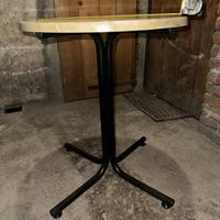 Tavolo bar