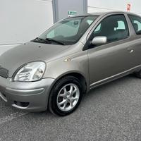 Toyota Yaris 1.0i 16V cat 3 porte Sol