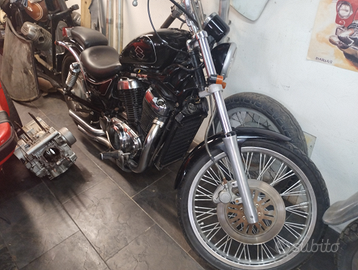 Suzuki Intruder 800