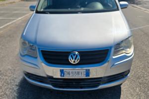 volkswagen touran 7 posti