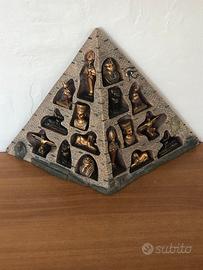 Piramide Egizia da Parete / Appoggio con Statuette