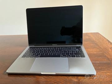 MacBook Pro 13" (2017) - Touch bar- Batteria nuova