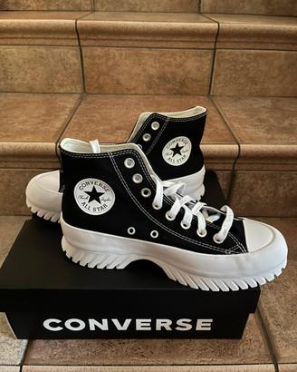 Converse All Stars taglia 39,5 nuove