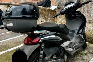 Scooter piaggio beverly 500