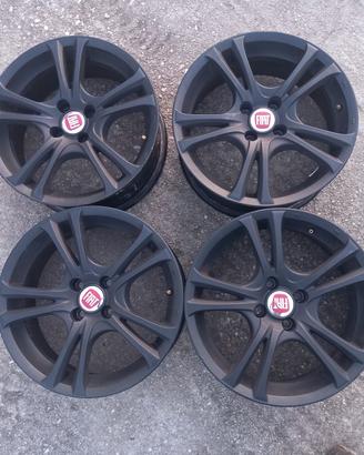 cerchi 7x16  fiat 500