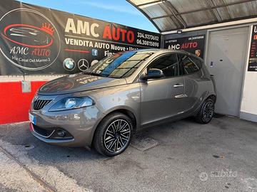Lancia Ypsilon 1.0 FireFly 5 porte S&S Hybrid Gold