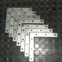 7 squadrette in ferro 