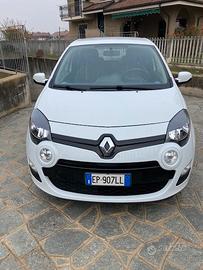 TWINGO 1200