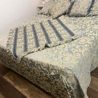 Parure letto damascata realizzata a mano