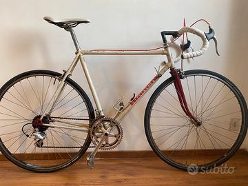 Bici Bianchi corsa da Eroica