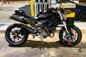 Monster 1100
