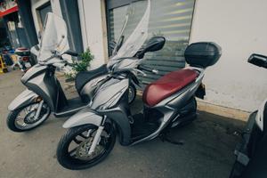 Kymco New People S 150 - 03/2020 - 21.000 km - Par