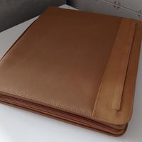 Cartelletta portadocumenti Piquadro + portachiavi