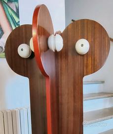 Appendiabiti particolare vintage da terra