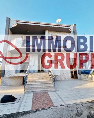 Intero stabile e garage