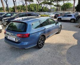 VOLKSWAGEN Passat Variant 2.0 TDI DSG SW Executi