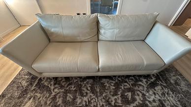 Divani in pelle Chateau d'AX Alyssa, pari al nuovo