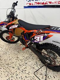 Cross Ktm 125 sx