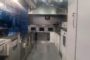 TRUCKFOOD AUTONEGOZIO PANINI BRACERIA FRIGGITORIA