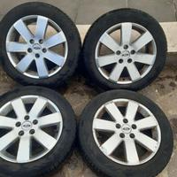 Cerchi in lega Ford Mondeo con gomme da neve