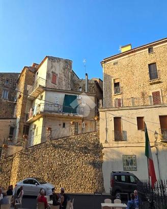 3 LOCALI A ASCEA