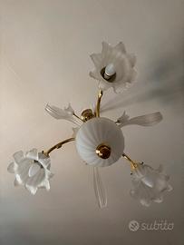 Lampadario con 2 abat jour.