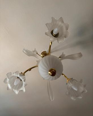 Lampadario con 2 abat jour.