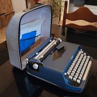 Macchina da scrivere + valigia Vintage anni '60