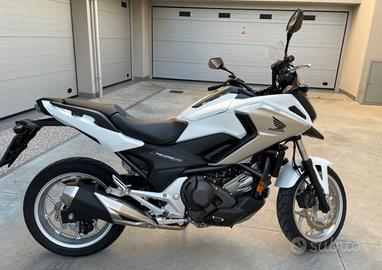 Honda NC750X DCT
