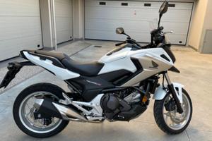 Honda NC750X DCT