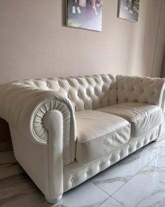Divano Chesterfield