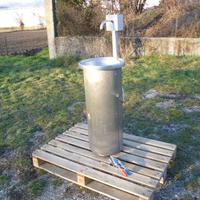 Lavandino a colonna in inox