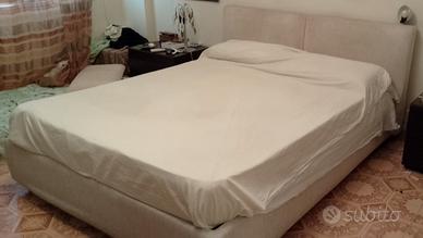 letto matrimoniale con contenitore 