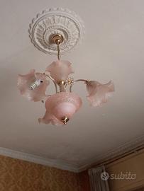 Lampadario vintage in vetro color rosa
