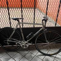 Bici da corsa pinarello