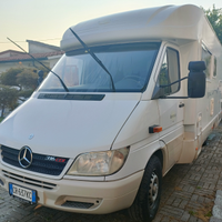 Camper Mercedes - Kentucky Royal 4 Semintegrale