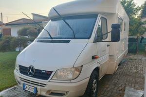 Camper Mercedes - Kentucky Royal 4 Semintegrale