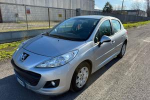 Peugeot 207 metano neopatentati