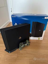 Play station 4 PRO 1TB