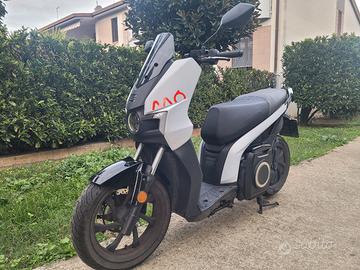 Scooter Seat MO elettrico
