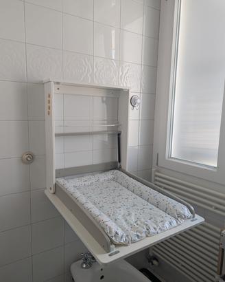 Fasciatoio da muro richiudibile Badabulle