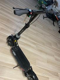 Monopatino elettivo joyor