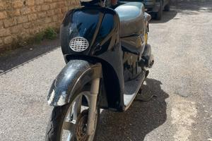 Aprilia scarabeo 50 4t