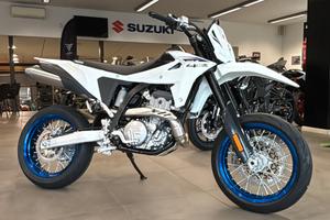 Suzuki DR-Z 400 SM 2026 in pronta consegna