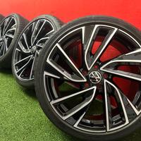 Cerchi VW 19 Golf 8 Adelaide Gomme Estive 235 35 1