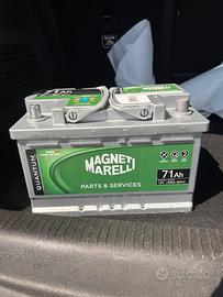 batteria auto 71Ah magneti mirelli nuova