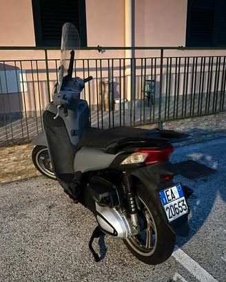 Honda SH 300 I