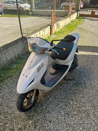Scooter honda z4 Dio
